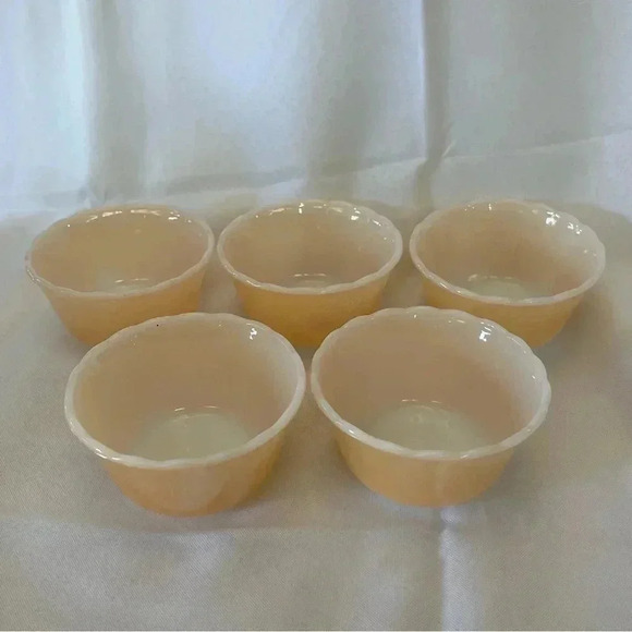 Fire King By Anchor Hocking Scalloped Edged Custard Cups - Set of 5 - Picture 3 of 6